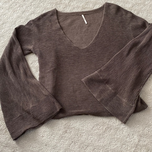 Stunning Free People Sweater - Picture 1 of 6